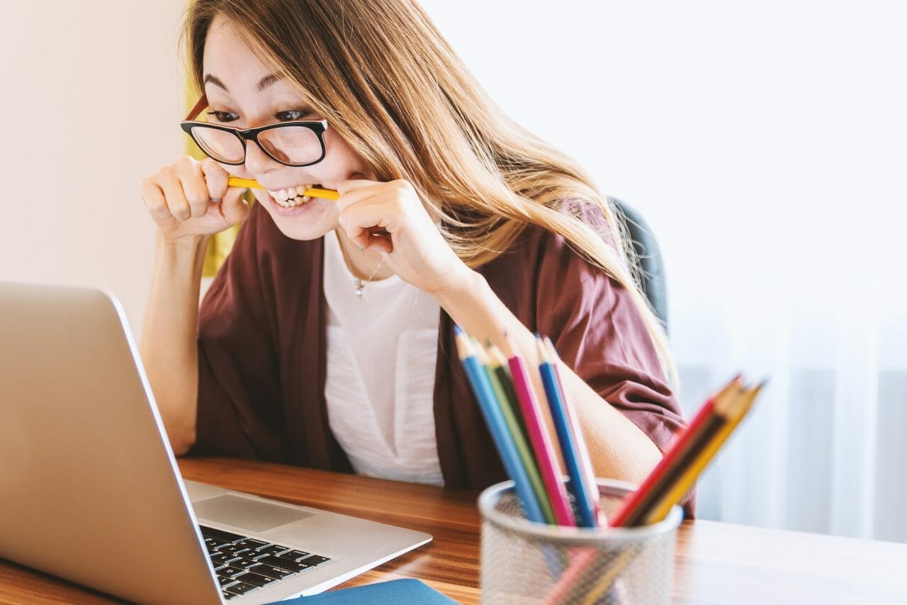 Feeling Overwhelmed at Work? Consider Mushroom Gummies for Alleviation